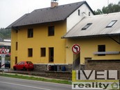 Ve Volyni, prodej domu - objektu občanské vybavenosti se třemi byty, nebytovým prostorem a s pozemky, cena 1 CZK / objekt, nabízí