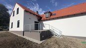 Novostavba domu ve venkovském stylu včetně vybavení v lokalitě Purkarec u Hluboké nad Vltavou., cena 9900000 CZK / objekt, nabízí
