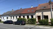 Prodej domu s bytovou jednotkou 3+1 v Rožnově - České Budějovice 7, cena 7300000 CZK / objekt, nabízí