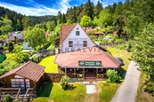 Zavedený penzion s restaurací, bytem a vodáckou noclehárnou v srdci Šumavy - Zátoň, Nahořany, okres Český Krumlov, cena 12595000 CZK / objekt, nabízí 