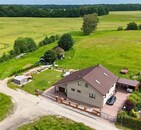 Prodej rodinného domu 266 m2 se zahradou, garáží, pergolou, terasou a balkonem, pozemek 958 m2, obec Lužnice, okres: Jindřichův Hradec, cena 10750000 CZK / objekt, nabízí 