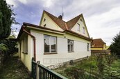 Pěkná vilka s přilehlou zahradou v žádané zahradní čtvrti, Plešivec, Český Krumlov, cena 4876000 CZK / objekt, nabízí 