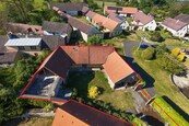 Prodej vesnického domu s pozemkem 511 m2 v obci Čeraz u Soběslavi., cena 3270000 CZK / objekt, nabízí 