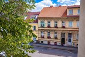 Prodej spoluvlastnického podílu 1/2 na rodinném domě se zahradou - České Budějovice, cena 7490000 CZK / objekt, nabízí 