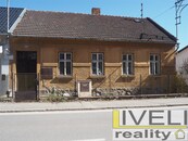 Ve městě Volyně, prodej podsklepeného domu se pěknou zahradou, okr. Strakonice, cena 2900000 CZK / objekt, nabízí