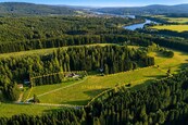 Luxusní dům se dvěma apartmány a rozsáhlými pozemky uprostřed přírody - Vřesná, cena 17900000 CZK / objekt, nabízí 